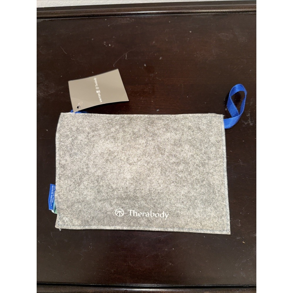 UNITED AIRLINES Premium Economy CLASS Therabody Travel Amenity Kit New Sealed